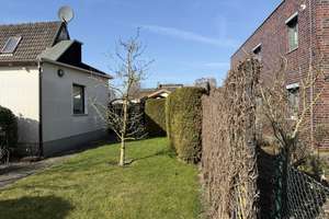 Wohlfühloase am Wasser: Freistehendes Haus mit 2 Bädern & 750 m² Parkgrundstück – Eulenspiegelweg 52, 30179 Sahlkamp, Hannover – Vorschaubild 23