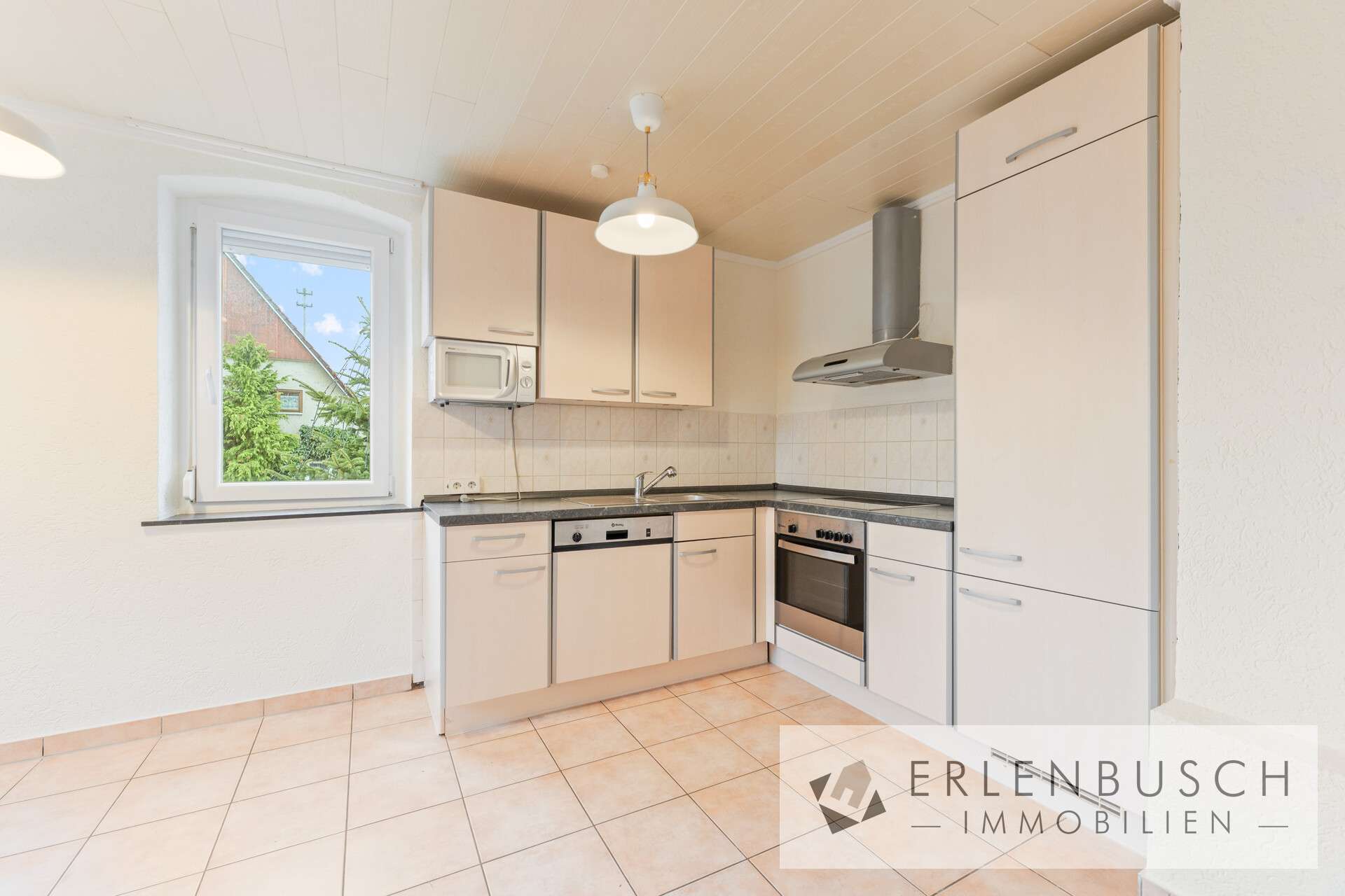 Immobilie in Remshalden - Vielseitig nutzbare 3-Zimmer-Wohnung mit Balkon und Einzelgarage - Bild 11