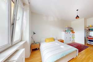 Modernisiert, klassisch geschnitten: 3-Zimmer-Wohnung mit Parkett