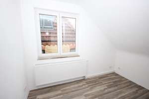 Kapitalanlage 5ZW + Stellplatz, 8,5% Bruttorendite, Ausbaupotential Bühnengeschoss – 70176 Rosenberg, Stuttgart – Vorschaubild 16