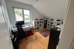 ++ ANFRAGESTOPP ++ Helle Dachgeschosswohnung mit sonniger Loggia – Kammermühlenweg 30, 33607 Mitte, Bielefeld – Vorschaubild 11