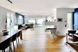 Designer Townhouse im Bauhausstil mit Garten in zentraler Lage von Kaarst – Die vollständige Adresse der Immobilie erhältst du vom Anbieter., 41564 Kaarst – Vorschaubild 4
