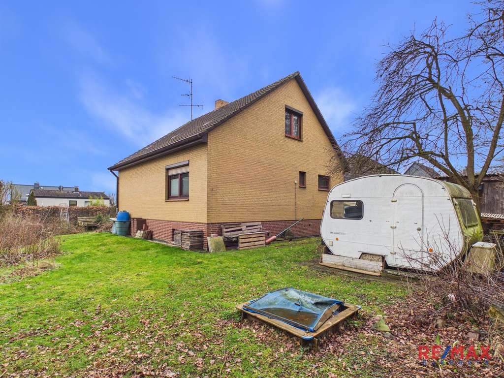 Immobilie in Algermissen - Charmantes Einfamilienhaus im Grünen Ideal für junge Familien - Bild 2