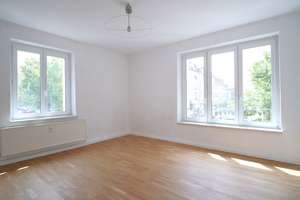 Einziehen statt renovieren – 2-Zimmer-Wohnung in gepflegter Wohnanlage – Die vollständige Adresse der Immobilie erhältst du vom Anbieter., 10365 Lichtenberg (Ortsteil), Berlin – Vorschaubild 1
