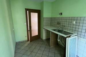 Sanierungsbedürftige 2-Zimmer-Wohnung mit Balkon und Loggia in ruhiger Lage am Dutzendteich – Schultheißallee 63, 90478 Ludwigsfeld, Nürnberg – Vorschaubild 7