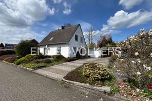 Einfamilienhaus in ruhiger Wohnlage – Die vollständige Adresse der Immobilie erhältst du vom Anbieter., 26419 Schortens – Vorschaubild 1