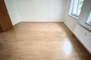 2-Raumwohnung in der KTV mit Laminat, Einbauküche, Duschbad und Balkon...!!! – Doberaner Str. 0, 18057 Kröpeliner-Tor-Vorstadt, Rostock – Vorschaubild 4