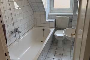 Bezugsfreie 3-Zimmer DG Wohnung in Kiel-Wik – Die vollständige Adresse der Immobilie erhältst du vom Anbieter., 24106 Wik, Kiel – Vorschaubild 8