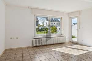 DORTMUND-PERSEBECK: Viel Platz für Ihre Ideen – 2-Familienhaus mit Ausbaupotenzial in ruhiger Lage – Die vollständige Adresse der Immobilie erhältst du vom Anbieter., 44227 Persebeck-Kruckel-Schnee, Dortmund – Vorschaubild 2