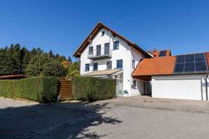 Traumhaftes Ein- bzw. Zweifamilienhaus in hervorragender Süd-West Ausrichtung – Die vollständige Adresse der Immobilie erhältst du vom Anbieter., 84435 Lengdorf – Vorschaubild 3