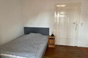 Zentrale 5-Zimmer-Dachgeschosswohnung in Karlsruhe Innenstadt-West – Ideal für WGs – Hirschstraße 35a, 76133 Innenstadt-West, Karlsruhe – Vorschaubild 5