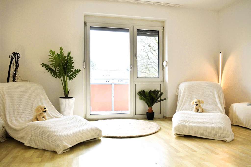 Immobilie in Altbach - 3,5 Zimmerwohnung in ruhiger Randlage von Altbach ! - Bild 0