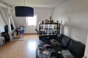 Feine möblierte Dachgeschoss Wohnung - 2er WG und Haustier ist OK – Eisenacher Straße 0, 12109 Mariendorf, Berlin – Vorschaubild 2