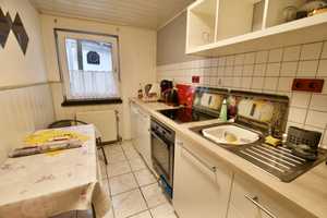 Brühl, bezugsfreies Wohnhaus + 3 Monteurzimmer + 1 Apartment + 1  Kiosk – Rhein-Erft-Kreis – Vorschaubild 14
