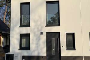Bezugsfertige Neubau-Doppelhaushälfte mit Ausstattung auf höchstem Niveau – exklusiv und stilvoll. – Die vollständige Adresse der Immobilie erhältst du vom Anbieter., 15827 Blankenfelde-Mahlow – Vorschaubild 6