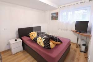 STILVOLLES EINFAMILIENHAUS
MIT EINLIEGERWOHNUNG UND GARTEN – Die vollständige Adresse der Immobilie erhältst du vom Anbieter., 72124 Pliezhausen – Vorschaubild 34