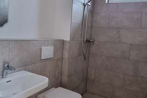 2Raum Neubau Traum in ruhiger grüner Oase mit Aussicht, EBK, Parkett, Walk-In Shower, etc. – Die vollständige Adresse der Immobilie erhältst du vom Anbieter., 12049 Neukölln (Ortsteil), Berlin – Vorschaubild 8