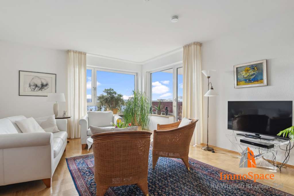 Immobilie in Germering - IMMOSPACE *** DER GEWINN LIEGT IM EINKAUF!  4 ZKB IN OBERSTER LAGE *** INKL. TG *** - Bild 0