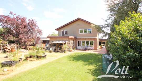 Bild von +++ Viel Platz für Familie und Hobbies - energetisch saniert - Mehrgenerationen geeignet! +++