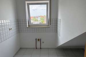 Dachgeschoßwohnung mit Südbalkon in kleiner Wohneinheit von Erbach-Ersingen – Die vollständige Adresse der Immobilie erhältst du vom Anbieter., 89155 Erbach – Vorschaubild 9