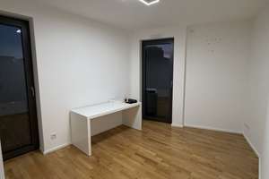 Attraktive 3-Zimmer Wohnung mit Balkon im 2. OG in Magdeburg-Altstadt – Im Elbbahnhof 16, 39104 Altstadt, Magdeburg – Vorschaubild 9
