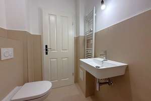 Property thumbnail 12