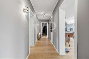 Moderne 4-Zimmer Wohnung mit gehobener Ausstattung – Die vollständige Adresse der Immobilie erhältst du vom Anbieter., 50996 Rodenkirchen (Ortsteil), Köln – Vorschaubild 3