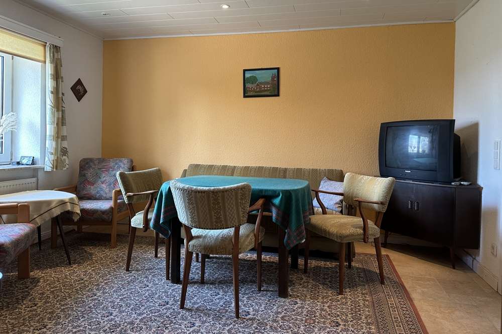 Immobilie in Dagebüll - Zwei verbundene Wohnhäuser auf großem Grundstück nah der Nordsee in 25899 Dagebüll - Bild 3