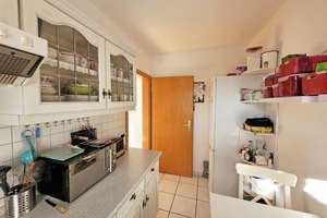 SOLIDE, MASSIV, WERTBESTÄDIG!!! Attraktive 2- Zimmer- ETW  mit Balkon und Carport – Riedweg 3, 36266 Heringen (Werra) – Vorschaubild 13