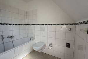*** BREMEN-SCHWACHHAUSEN - Helle 4-Zimmer-Maisonette-Wohnung mit Einbauküche und Balkon *** – Scharnhorststraße 32, 28211 Radio Bremen, Bremen – Vorschaubild 18