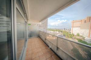 Panoramabalkon mit Dom im Blick in zentraler  Lage  - hier residieren Sie in der 12. Etage – Luxemburger Straße 124, 50939 Sülz, Köln – Vorschaubild 6