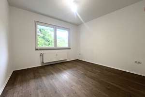 ++ SUPER GEMÜTLICHE WOHNUNG MIT BALKON UND EINBAUKÜCHE IM GRÜNEN ++ – Lindenhofstrasse 9, 42857 Honsberg, Remscheid – Vorschaubild 3