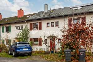 Charmantes Reihenhaus von 1954 mit Garten, Garage und moderner Dachsanierung auf Erbpachtgrundstück – Die vollständige Adresse der Immobilie erhältst du vom Anbieter., 23562 Sankt Jürgen, Lübeck – Vorschaubild 1