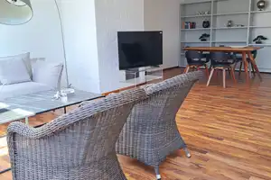 Möblierte PENTHOUSE Wohnung direkt am Rotebühlplatz! – Stuttgart – Vorschaubild 12