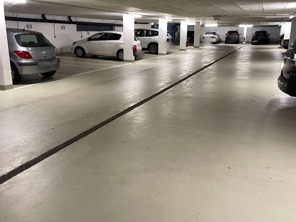Tiefgarage 1