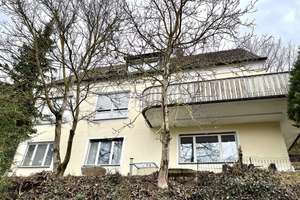 Sehr großzügiges Wohnhaus in ruhiger Lage mit viel Aussicht – Die vollständige Adresse der Immobilie erhältst du vom Anbieter., 97999 Igersheim – Vorschaubild 48