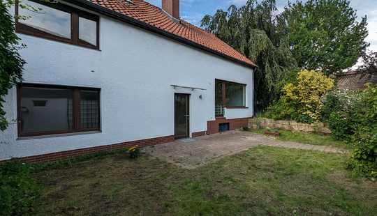 Bild von Entzückendes Einfamilienhaus mit Garten und Doppelgarage in Stöckheim