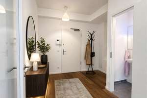 Berlin-Mitte: Freie 4-Zimmer-Wohnung mit Südbalkon, Aufzug und ruhigem Innenhof – Die vollständige Adresse der Immobilie erhältst du vom Anbieter., 10179 Mitte (Ortsteil), Berlin – Vorschaubild 9