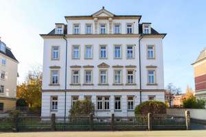+++ Bezugsfrei! 2-Zimmer-Appartment mit Einbauküche und PKW-Stellplatz in charmantem Altbauflair +++ – Die vollständige Adresse der Immobilie erhältst du vom Anbieter., 1159 Löbtau-Nord, Dresden – Vorschaubild 2