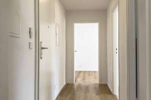 Sanierter Wohntraum auf 2 Zimmern! AUDINÄHE – Leharstraße 2, 85057 Nordwest, Ingolstadt – Vorschaubild 3