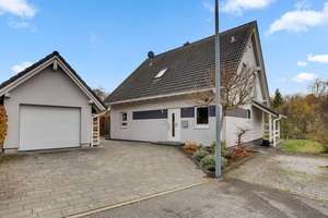 Traumlage in Bad Staffelstein! Energieeffizientes Haus mit großem Garten & hochwertiger Ausstattung – Die vollständige Adresse der Immobilie erhältst du vom Anbieter., 96231 Bad Staffelstein – Vorschaubild 9