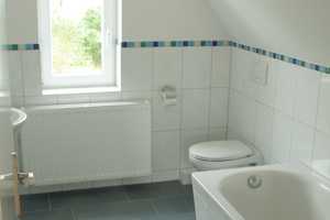 Gepfl. Einfamilienhaus mit Garten in guter-zentraler Wohnlage Bargteheides (max. 2 Pers.-Haushalt) – Stormarn (Kreis) – Vorschaubild 12