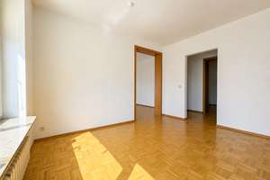 Urdenbach: Gepflegte 3-Zimmer-Wohnung mit Süd-Ost-Balkon, Aufzug & Tiefgarage – Die vollständige Adresse der Immobilie erhältst du vom Anbieter., 40593 Urdenbach, Düsseldorf – Vorschaubild 6