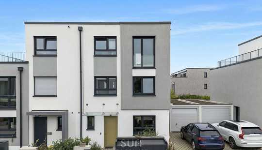 Bild von ZUKUNFTSGERICHTET: Neuwertige Doppelhaushälfte mit Photovoltaik und Energieeffizienzklasse A!