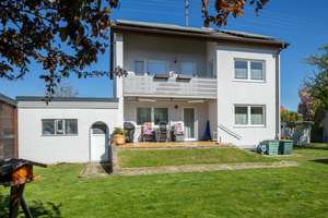 Gelegenheit: 1 bis 2-Fam.-Haus mit PV in beliebter Lage von Memmingen/Amendingen! – Die vollständige Adresse der Immobilie erhältst du vom Anbieter., 87700 Amendingen, Memmingen – Vorschaubild 2
