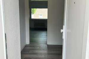  schöne geräumige 2- Zi KDB, Balkon in ruhiger u. grüner Lage – Pülsöhde 34, 42389 Langerfeld-Beyenburg, Wuppertal – Vorschaubild 3
