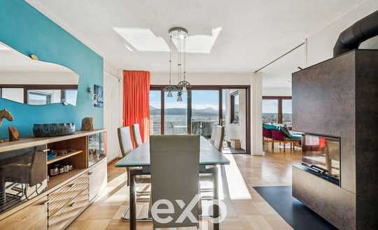 Mehrfamilienhaus mit Panoramablick über Metzingen