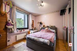 Blick ins Grüne!
Helle und gut geschnittene 3-Zimmer-Eigentumswohnung mit Duplexstellplatz – Die vollständige Adresse der Immobilie erhältst du vom Anbieter., 81243 Aubing-Süd, München – Vorschaubild 6