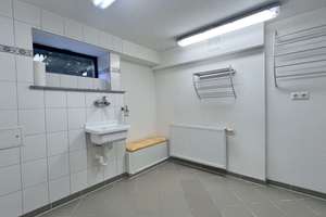 VIEL PLATZ ZUM WOHNEN, ARBEITEN & ENTSPANNEN - GROSSE TERRASSE & POOL- GARAGE FÜR 2 PKW – Heiterwanger Weg 36 po, 12209 Lichterfelde, Berlin – Vorschaubild 33
