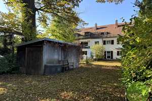 ** EIN-familienhaus Traum ** 5 Zimmer ** ca. 311 qm Grundstück ** Garten mit altem Baumbestand ** – Marloffsteiner Straße 82, 90411 Nürnberg – Vorschaubild 10